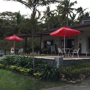 The Crow'S Nest Resort